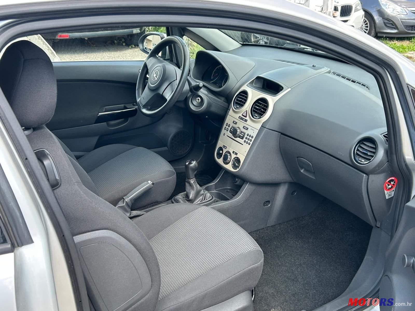 2010' Opel Corsa 1,2 16V photo #4