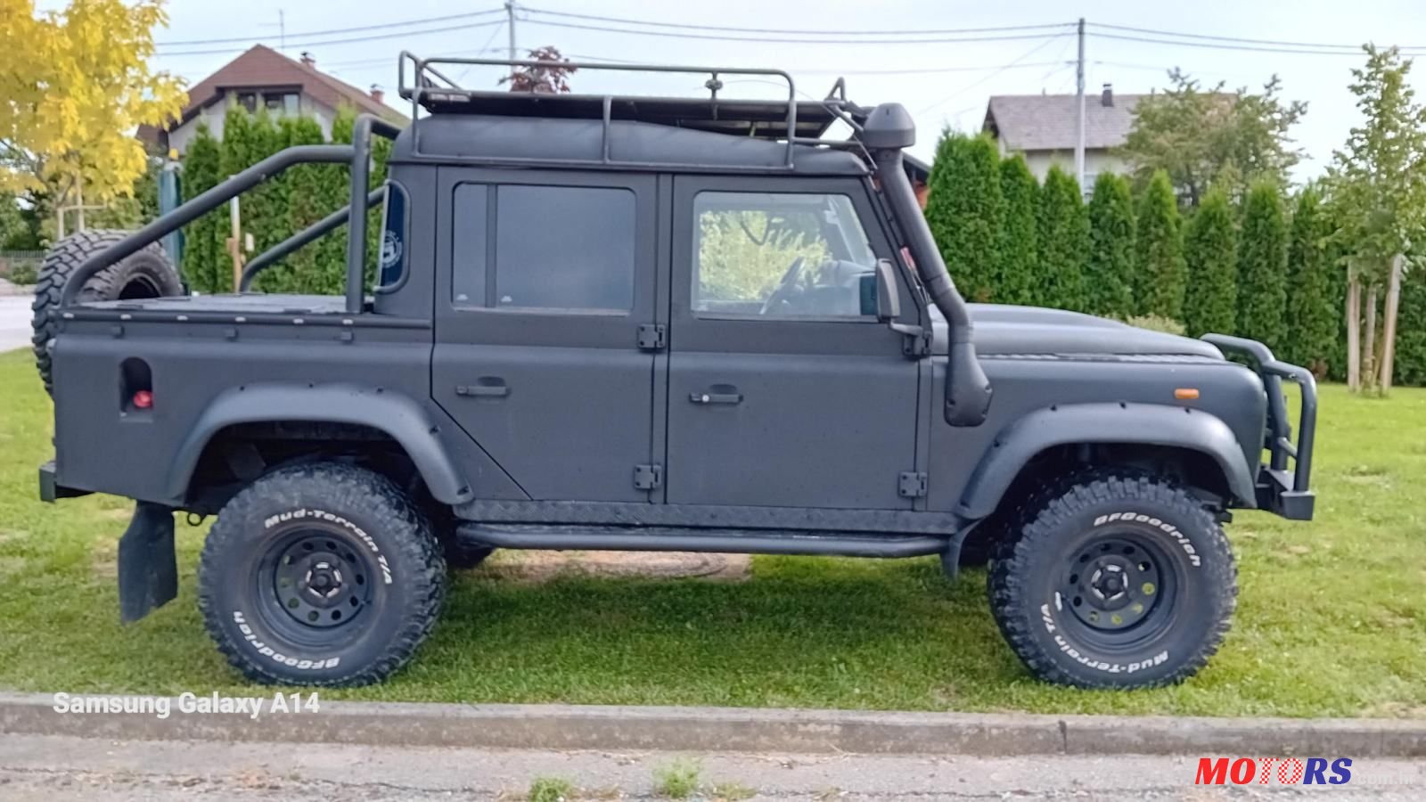 2008' Land Rover Defender 2,4 Td photo #4