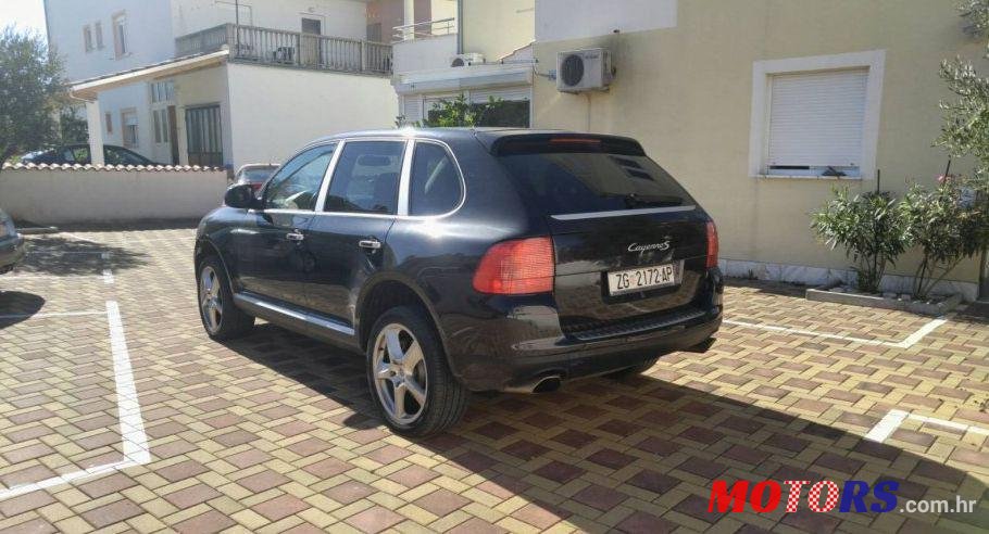 2003' Porsche Cayenne 4,5 V8 photo #1