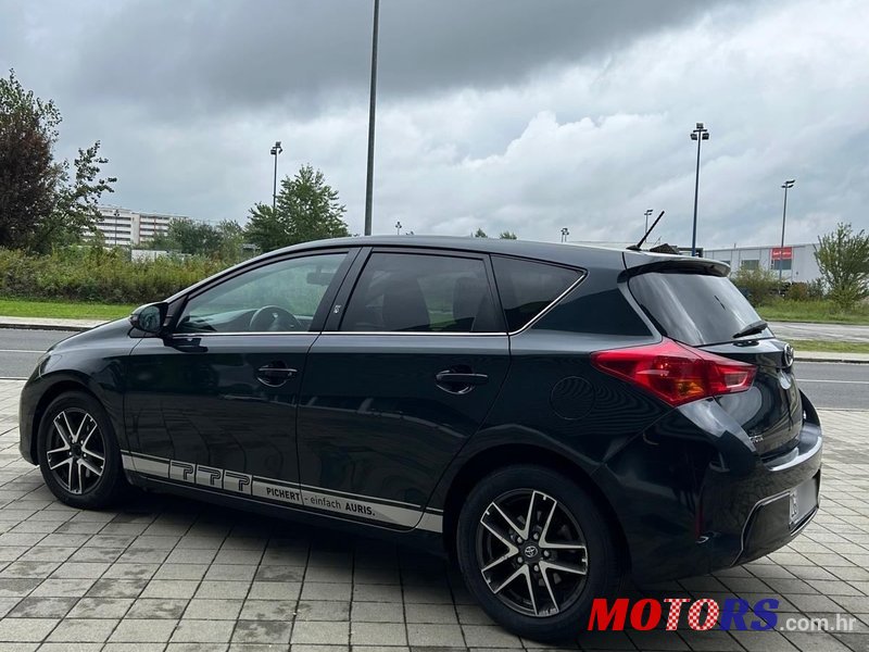 2014' Toyota Auris 2,0 D-4D photo #5