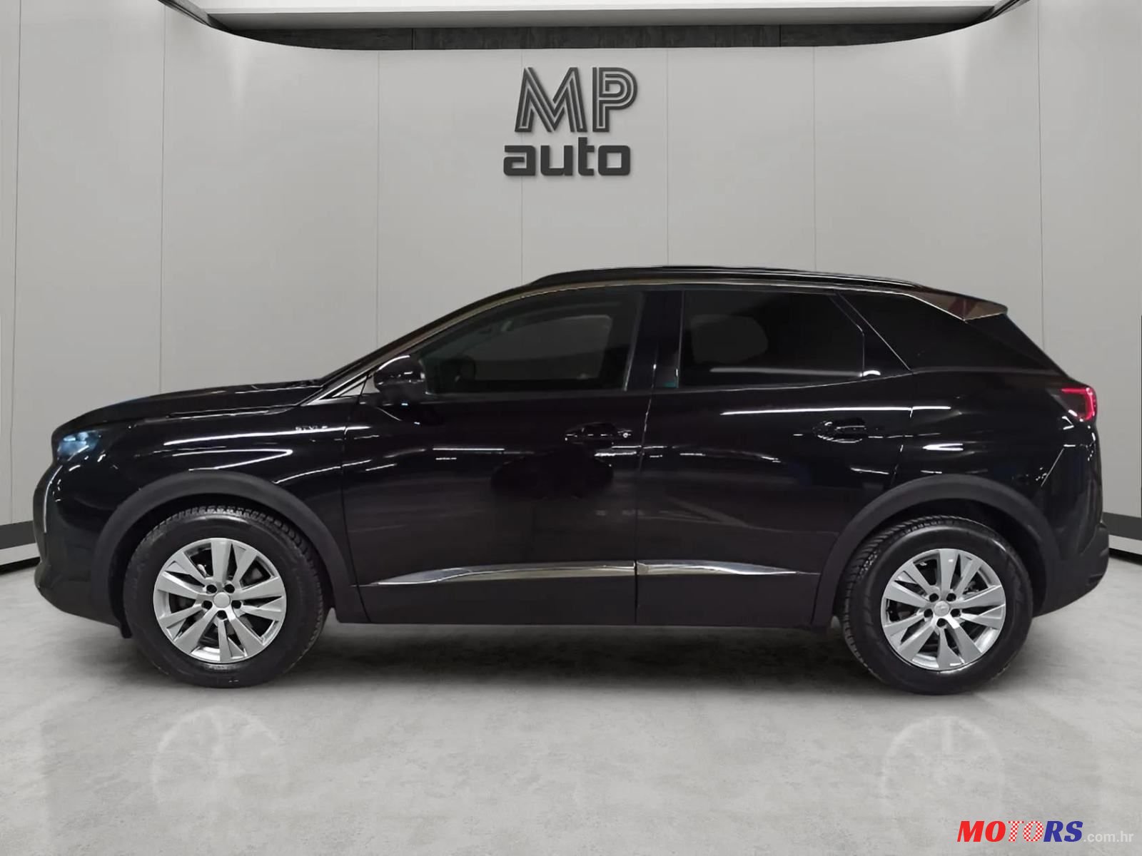 2021' Peugeot 3008 1,2 Puretech photo #2