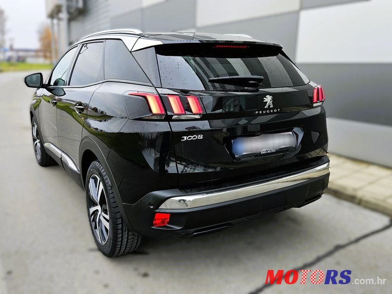 2018' Peugeot 3008 photo #2