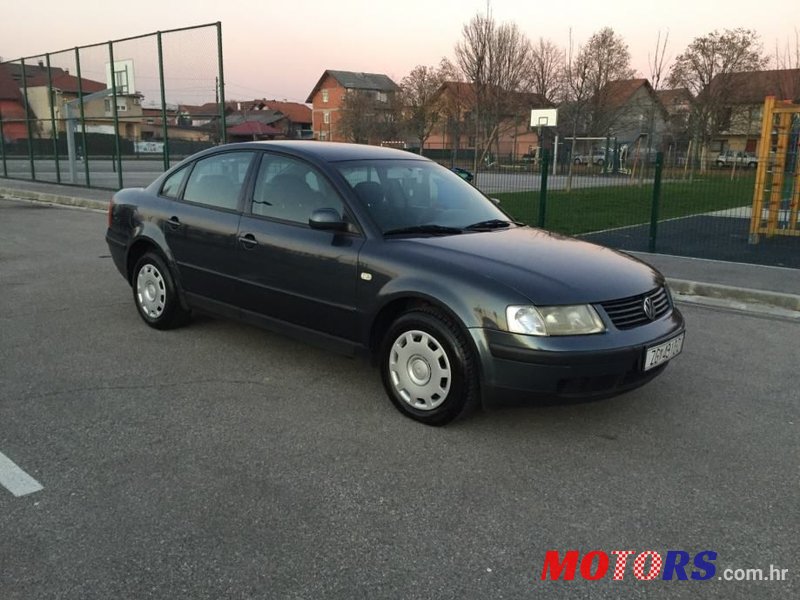 2000' Volkswagen Passat 1,9 Tdi photo #1