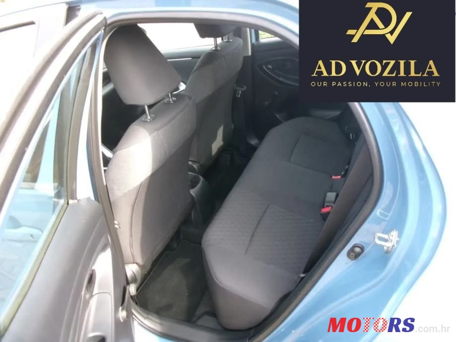 2021' Toyota Yaris 1,0 photo #4