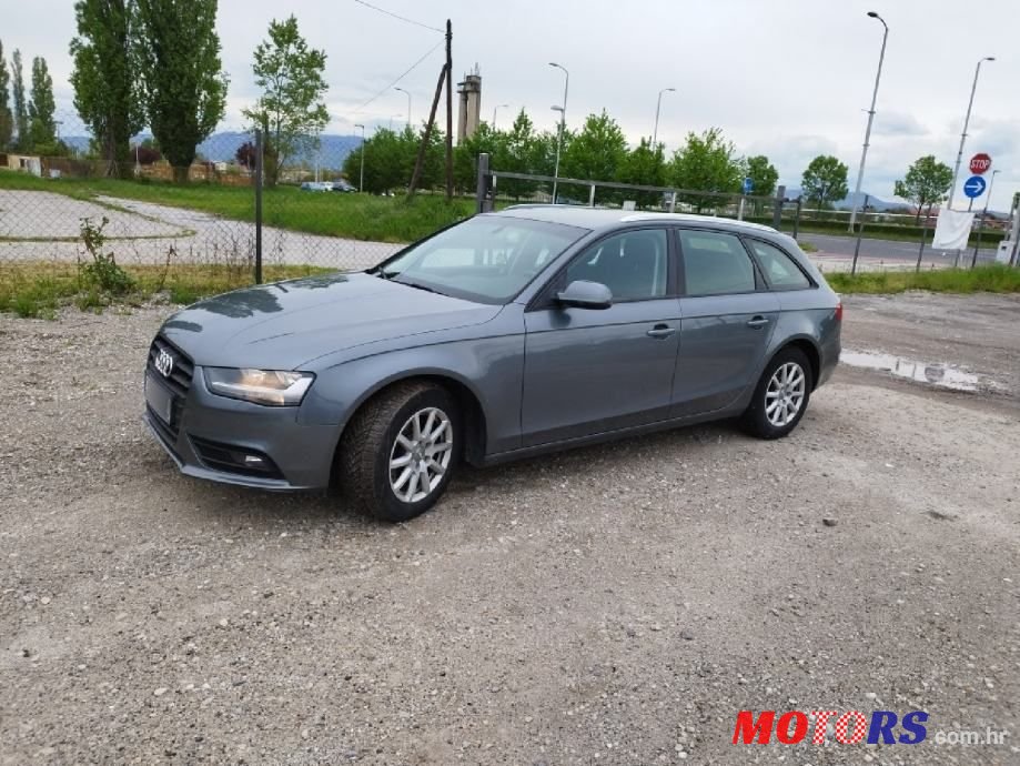 2012' Audi A4 Avant photo #3