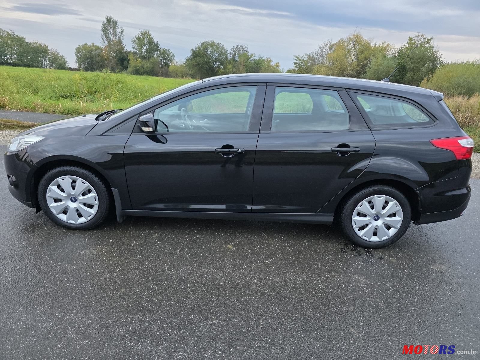 2011' Ford Focus 1,6 photo #2