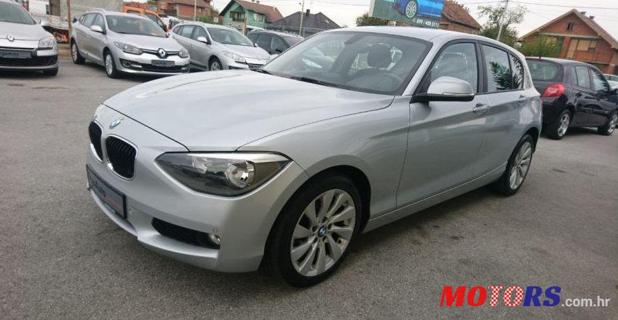 2011' BMW Serija 1 118D Sport photo #1