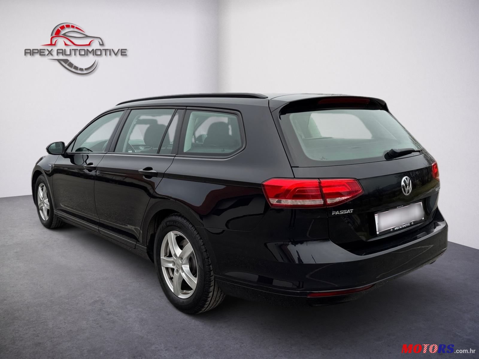 2017' Volkswagen Passat Variant photo #4