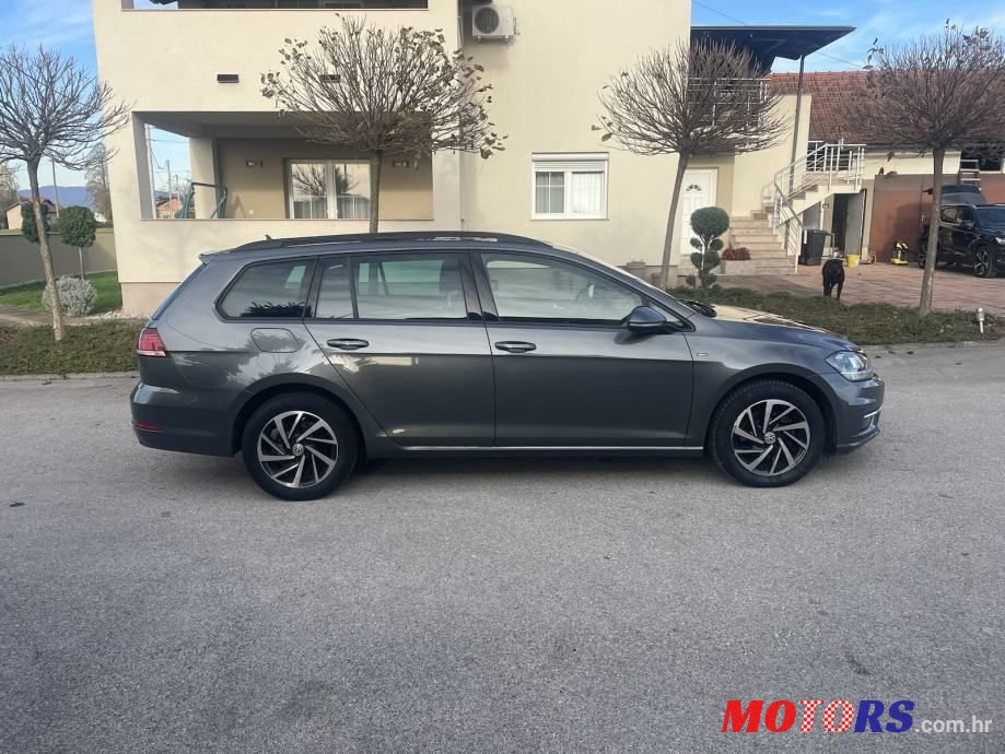 2018' Volkswagen Golf 7 Variant photo #4
