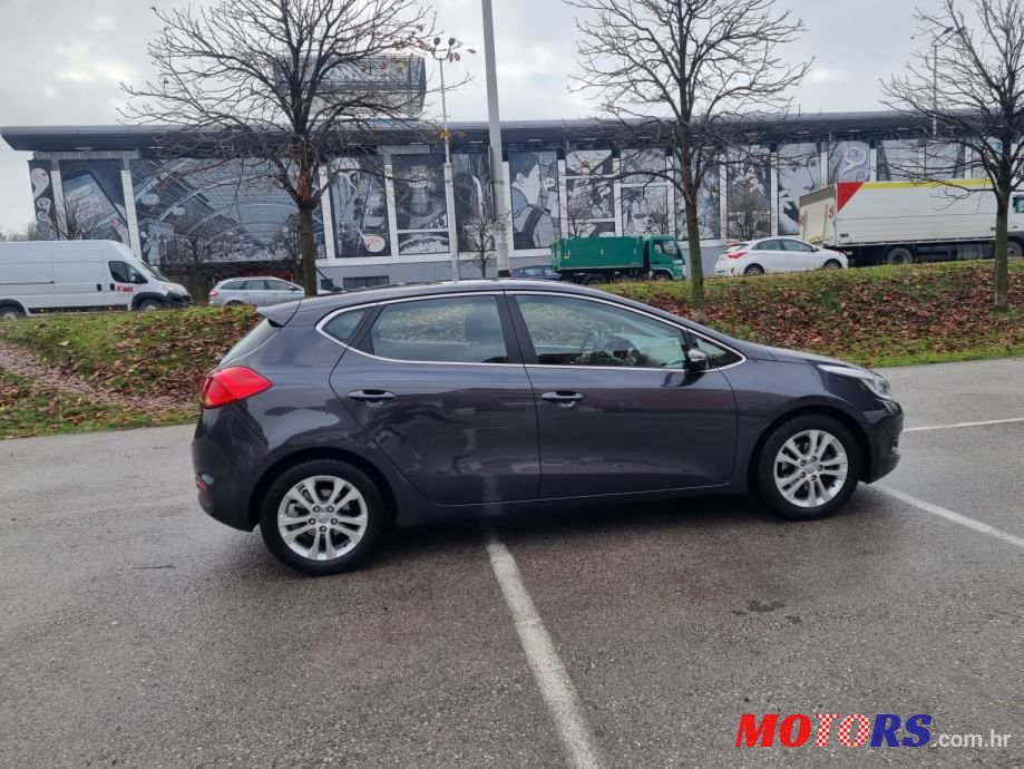 2012' Kia Ceed 1,6 Crdi Lx photo #4
