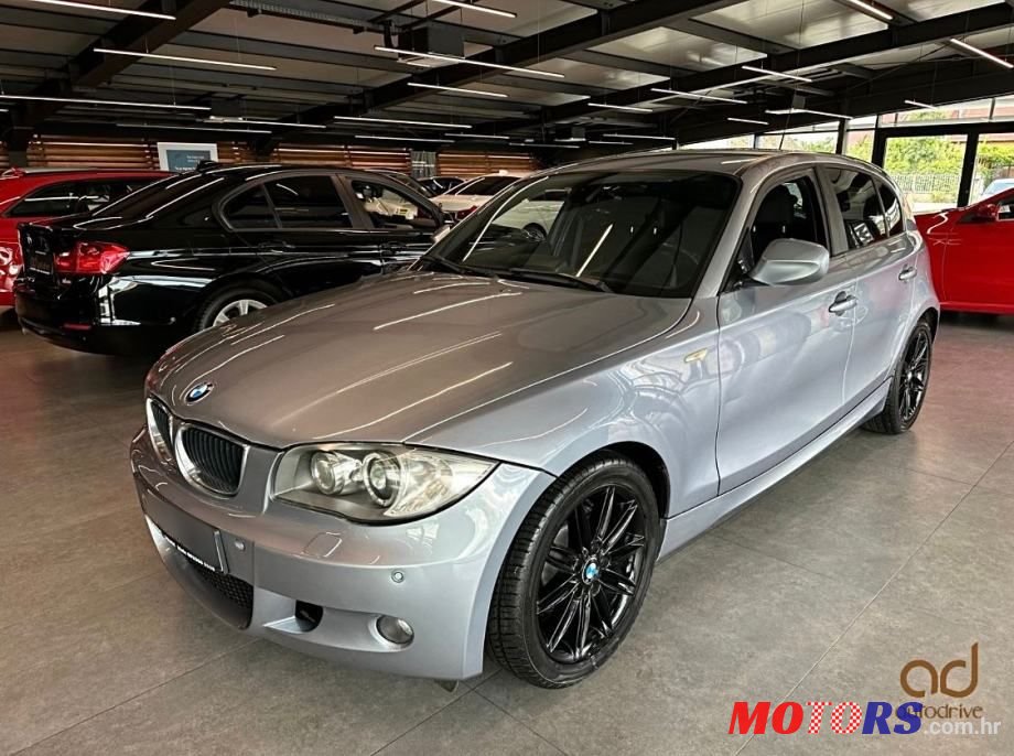2010' BMW Serija 1 118D photo #1