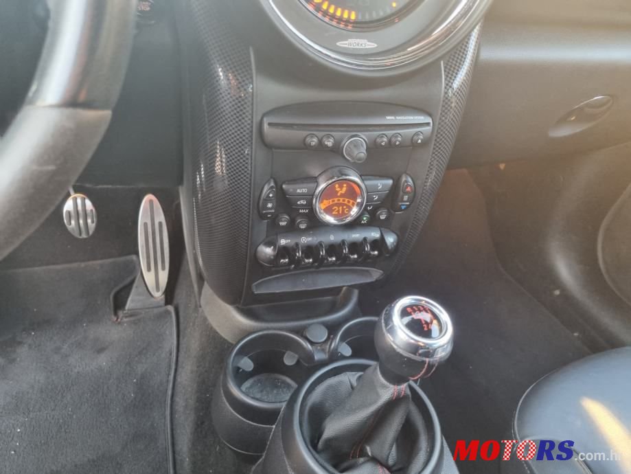 2016' MINI Countryman John Works photo #4