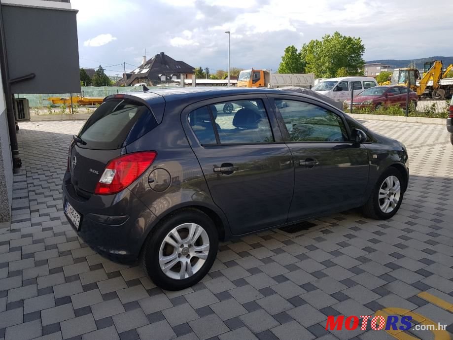 2015' Opel Corsa photo #6