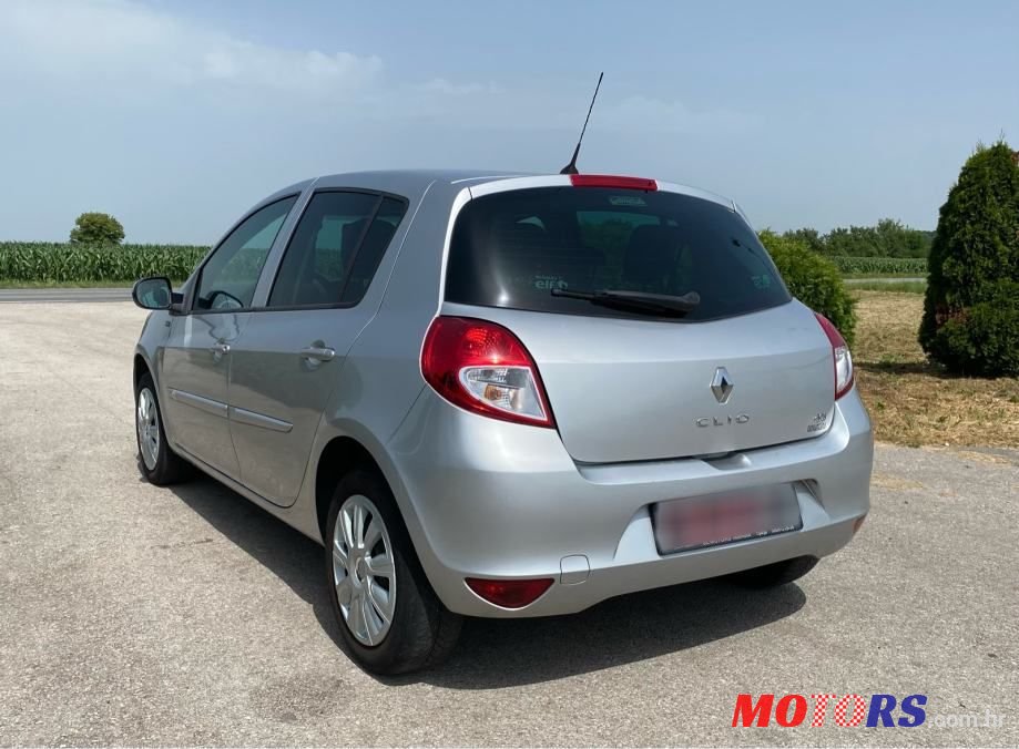 2011' Renault Clio 1,5 Dci photo #4