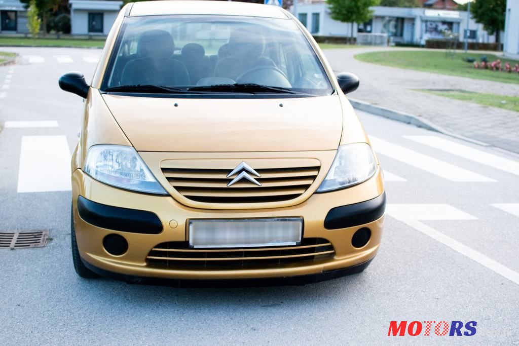 2002' Citroen C3 1,1 I Sx photo #2