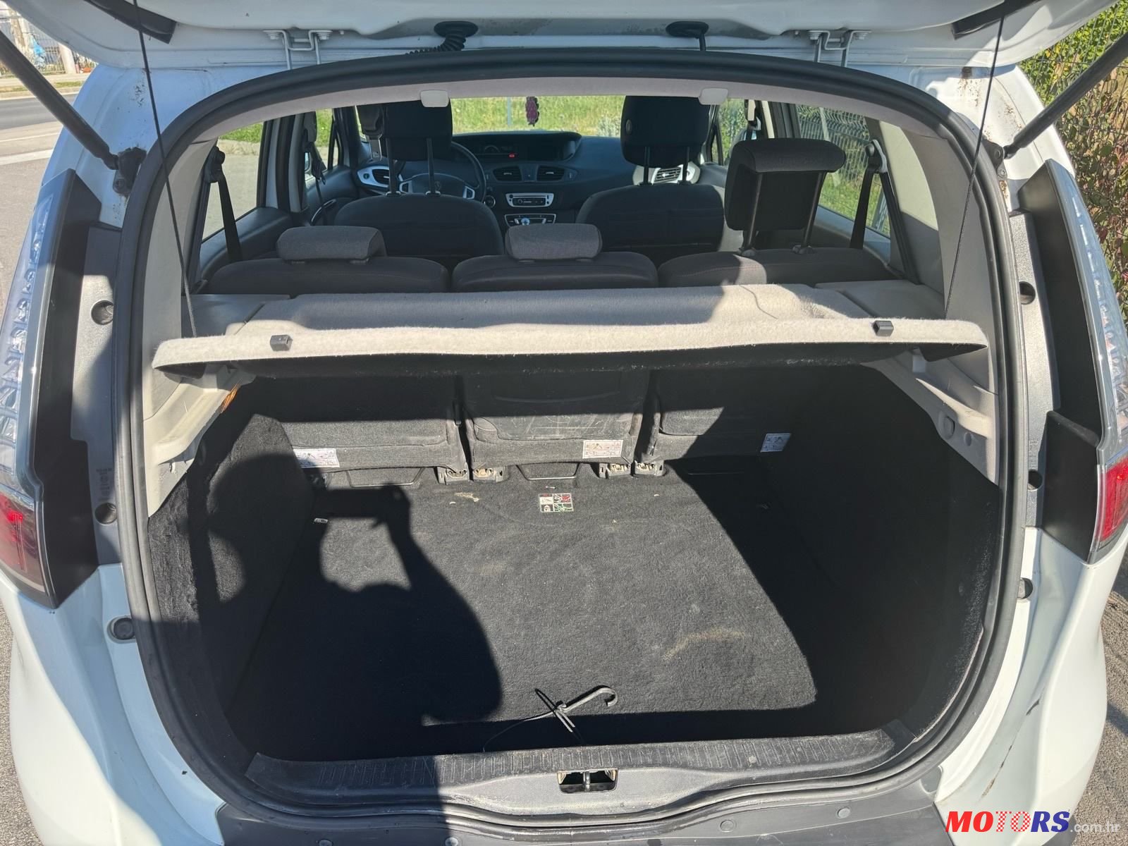 2013' Renault Scenic 1,5 Dci photo #5