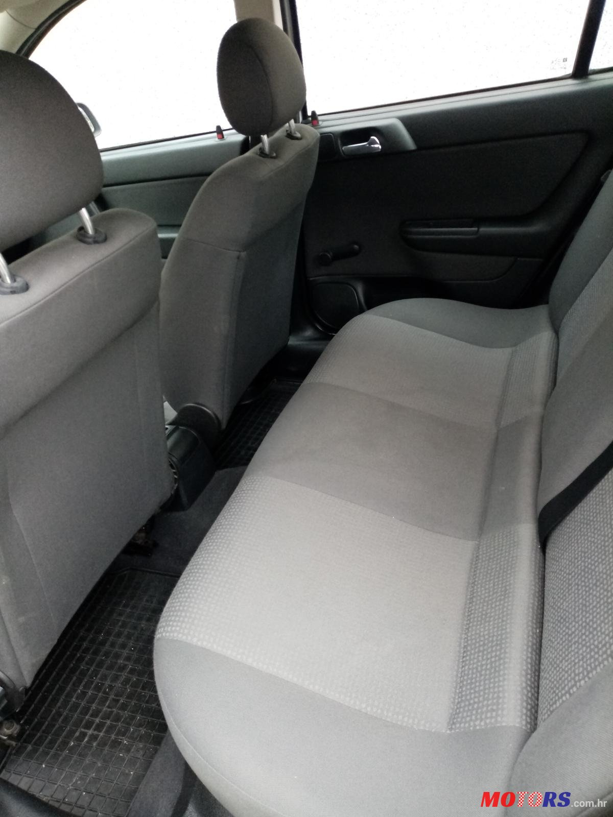 2008' Opel Astra G photo #3