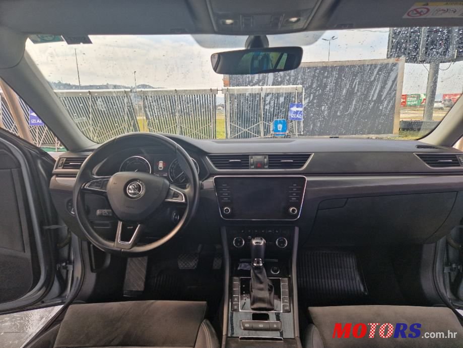 2012' Volkswagen Sharan 2,0 Tdi photo #6