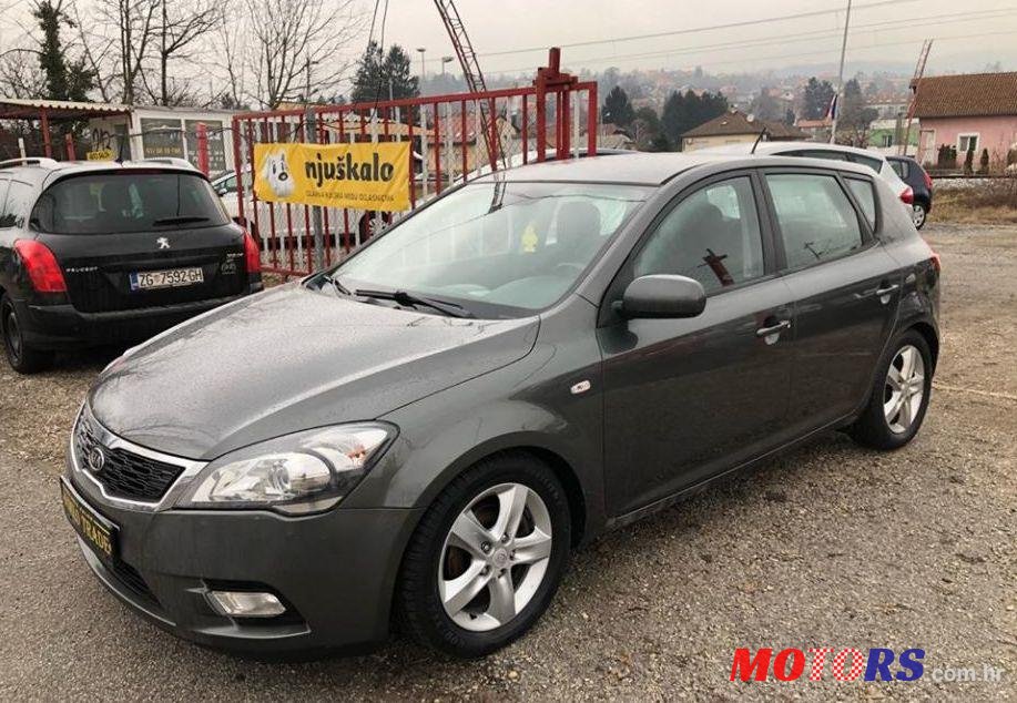 2009' Kia Ceed (Cee'D) 1.6 Crdi photo #1