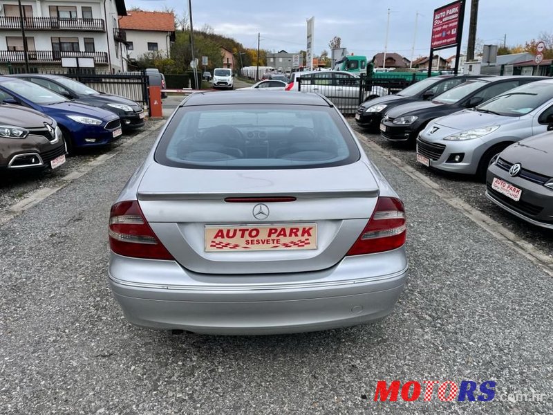 2003' Mercedes-Benz Clk Coupe 270 Cdi photo #3