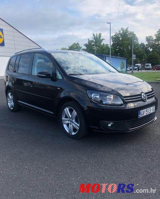 2015' Volkswagen Touran 2,0 Tdi photo #1
