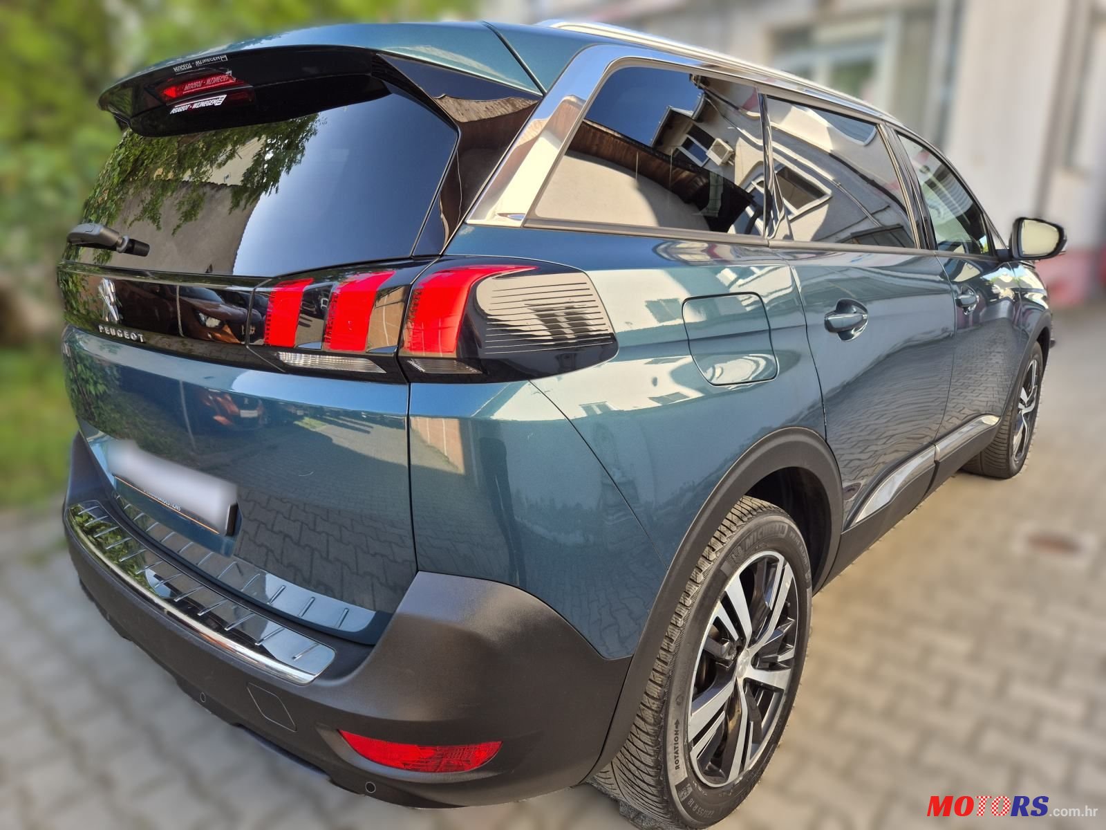 2019' Peugeot 5008 1,2 Puretech photo #6