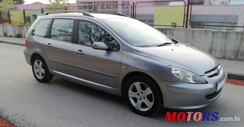 2003' Peugeot 307 Sw photo #2