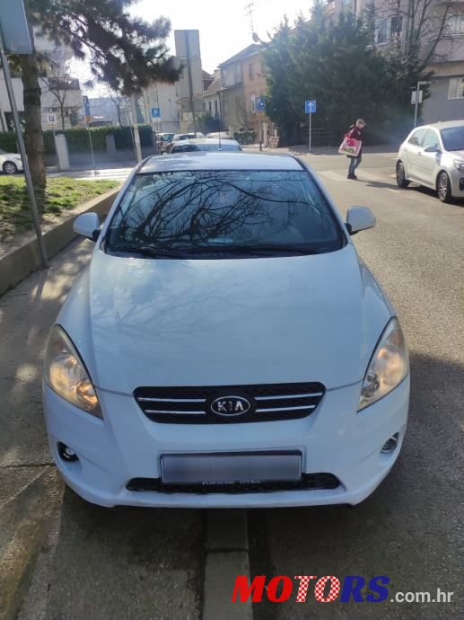 2009' Kia Pro Ceed photo #1