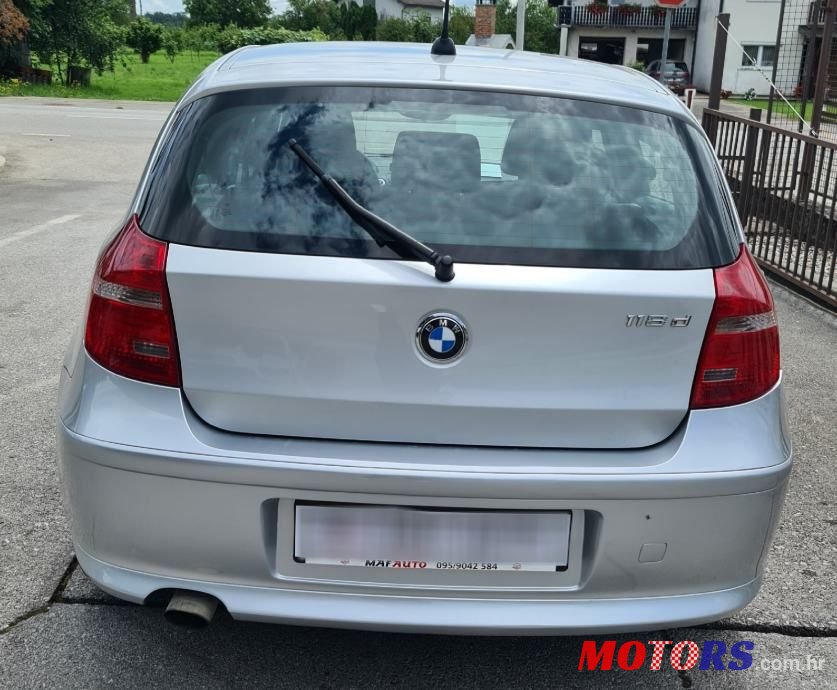 2009' BMW Serija 1 118D photo #5