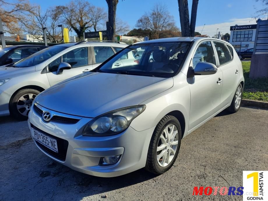 2010' Hyundai i30 photo #1