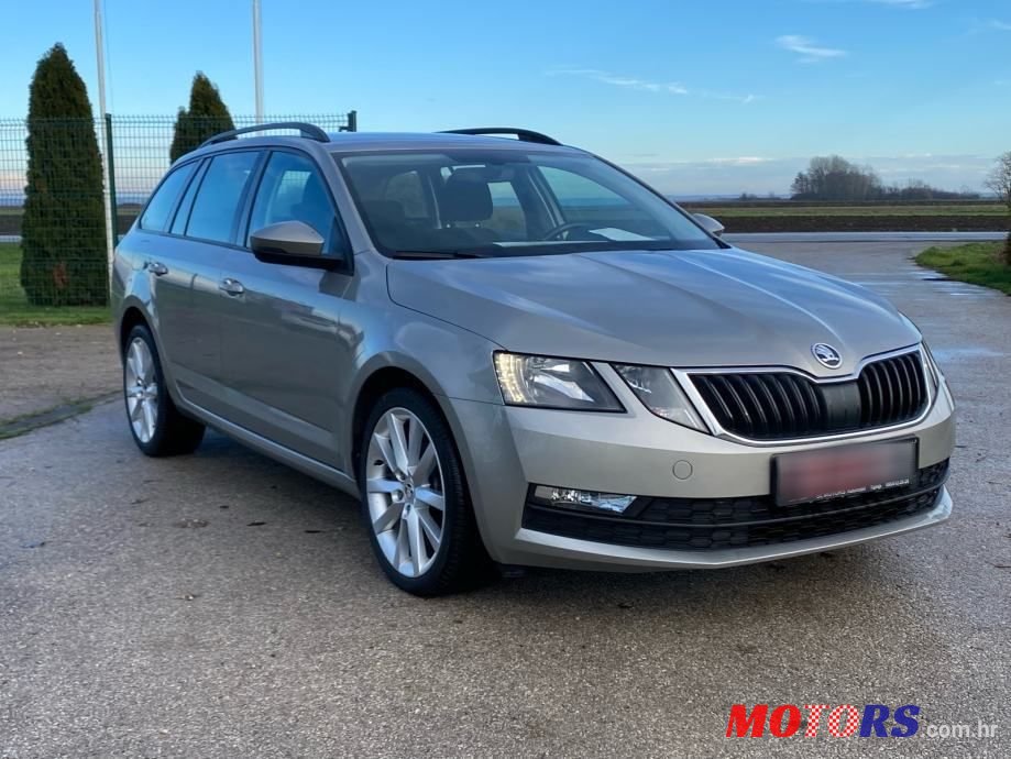 2018' Skoda Octavia Combi photo #3