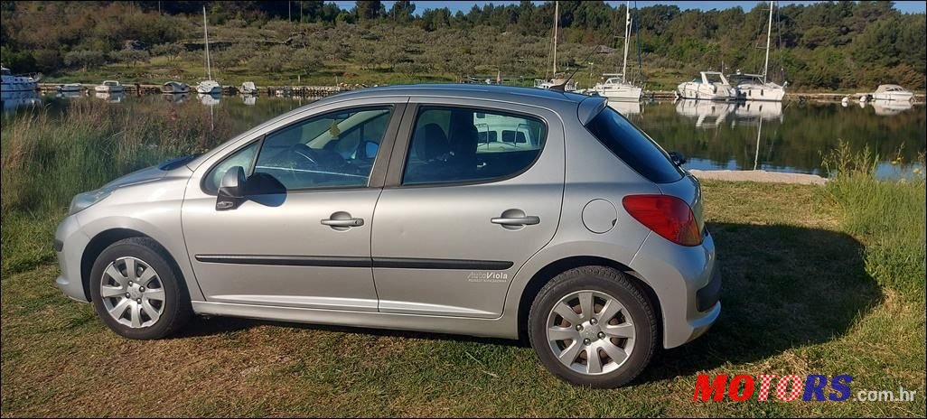 2007' Peugeot 207 1,4 16V photo #2