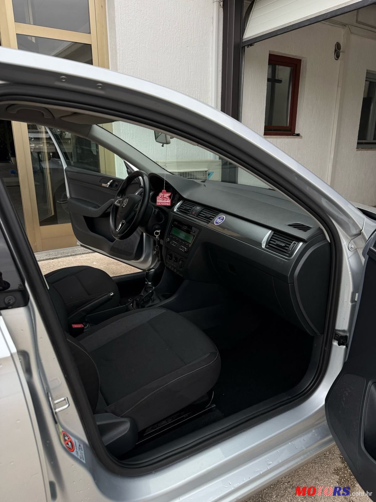 2014' Skoda Rapid 1,6 Tdi photo #3