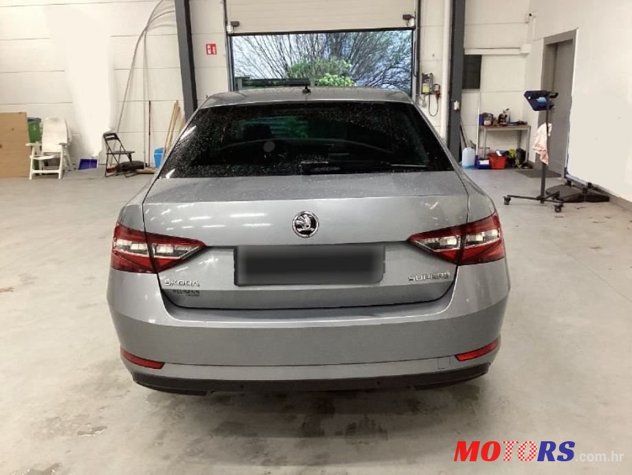 2016' Skoda Superb 1,6 Tdi Dsg photo #5