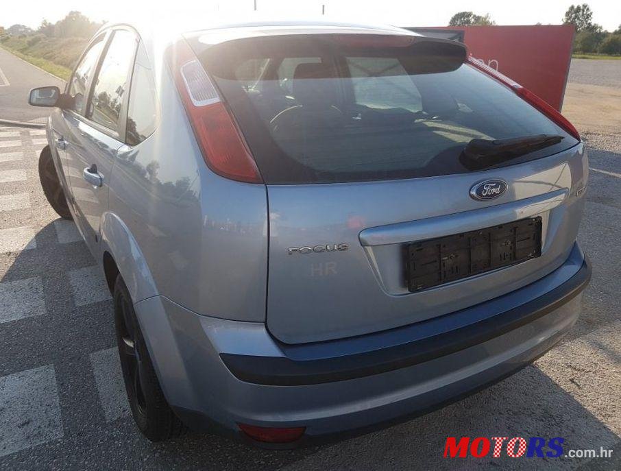 2007' Ford Focus photo #3