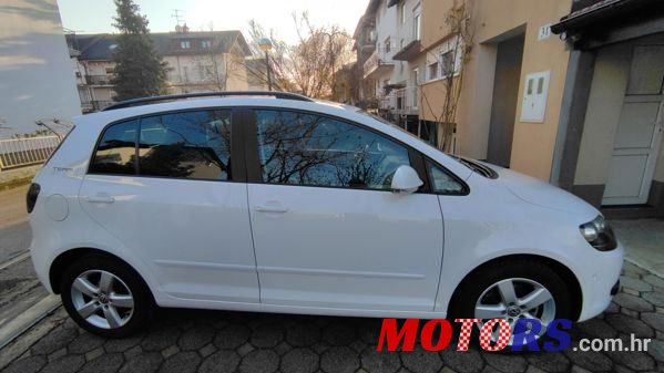2010' Volkswagen Golf Plus 1,6 Tdi photo #6