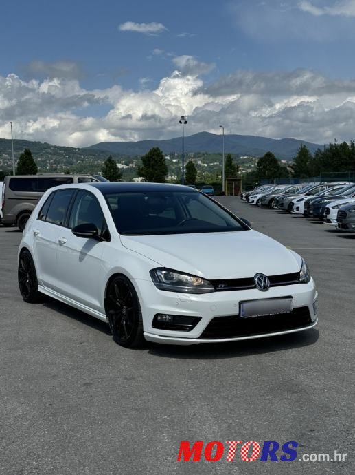 2015' Volkswagen Golf VII 2,0 Tdi Bmt photo #3