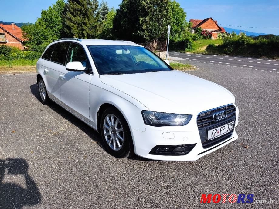 2012' Audi A4 Avant photo #3