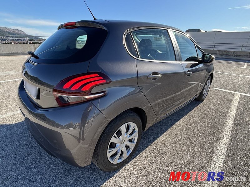 2018' Peugeot 208 1,6 Bluehdi photo #4