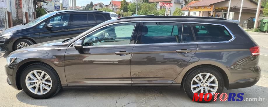 2018' Volkswagen Passat Variant photo #5