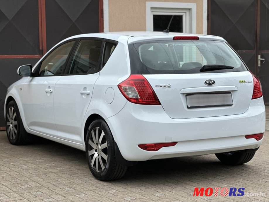 2012' Kia Ceed 1,6 Crdi Lx photo #6