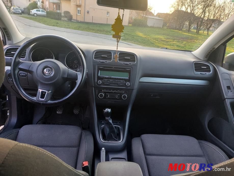 2009' Volkswagen Golf 6 photo #5