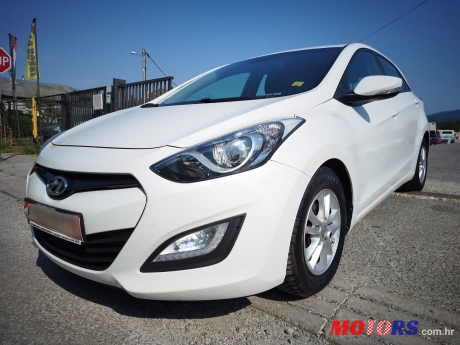 2015' Hyundai i30 photo #6