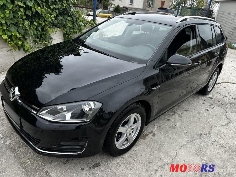 2016' Volkswagen Golf VII Variant photo #2