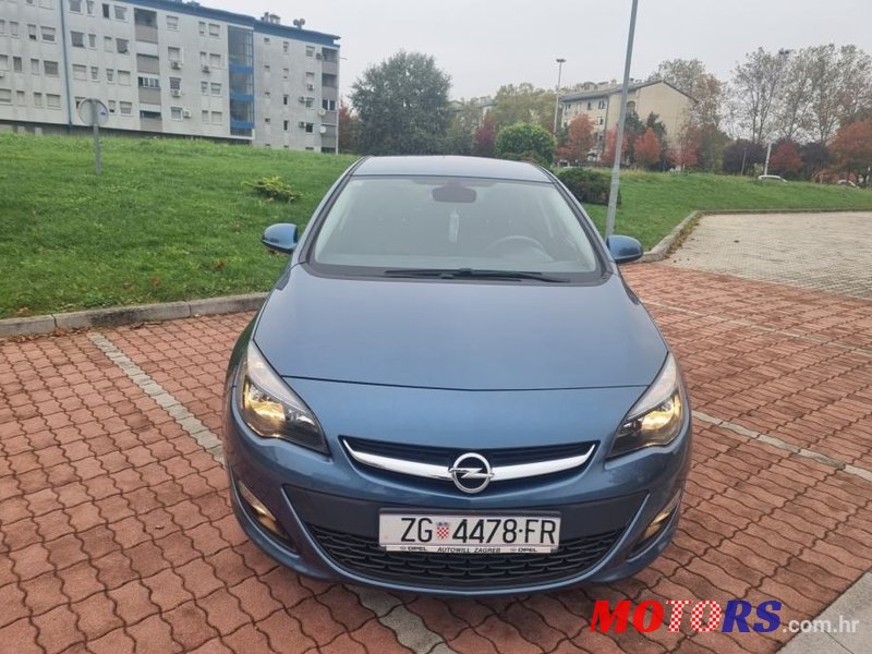 2015' Opel Astra 1.6 Cdti photo #2