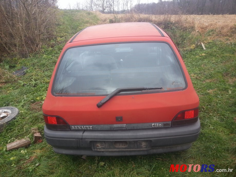 1997' Renault Clio photo #2
