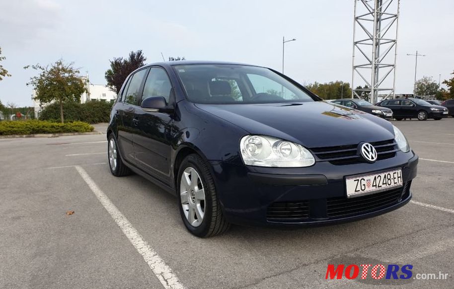 2006' Volkswagen Golf V 1,4 photo #1