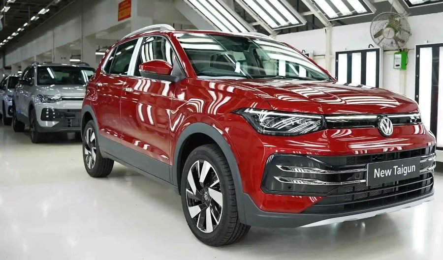 Volkswagen Design Boss Says Cars Should Look Friendlier, Not Aggressive