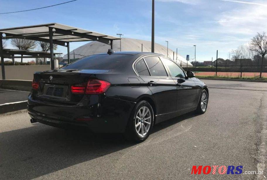 2013' BMW Serija 3 318D photo #2