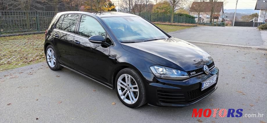 2015' Volkswagen Golf 7 Gtd photo #2
